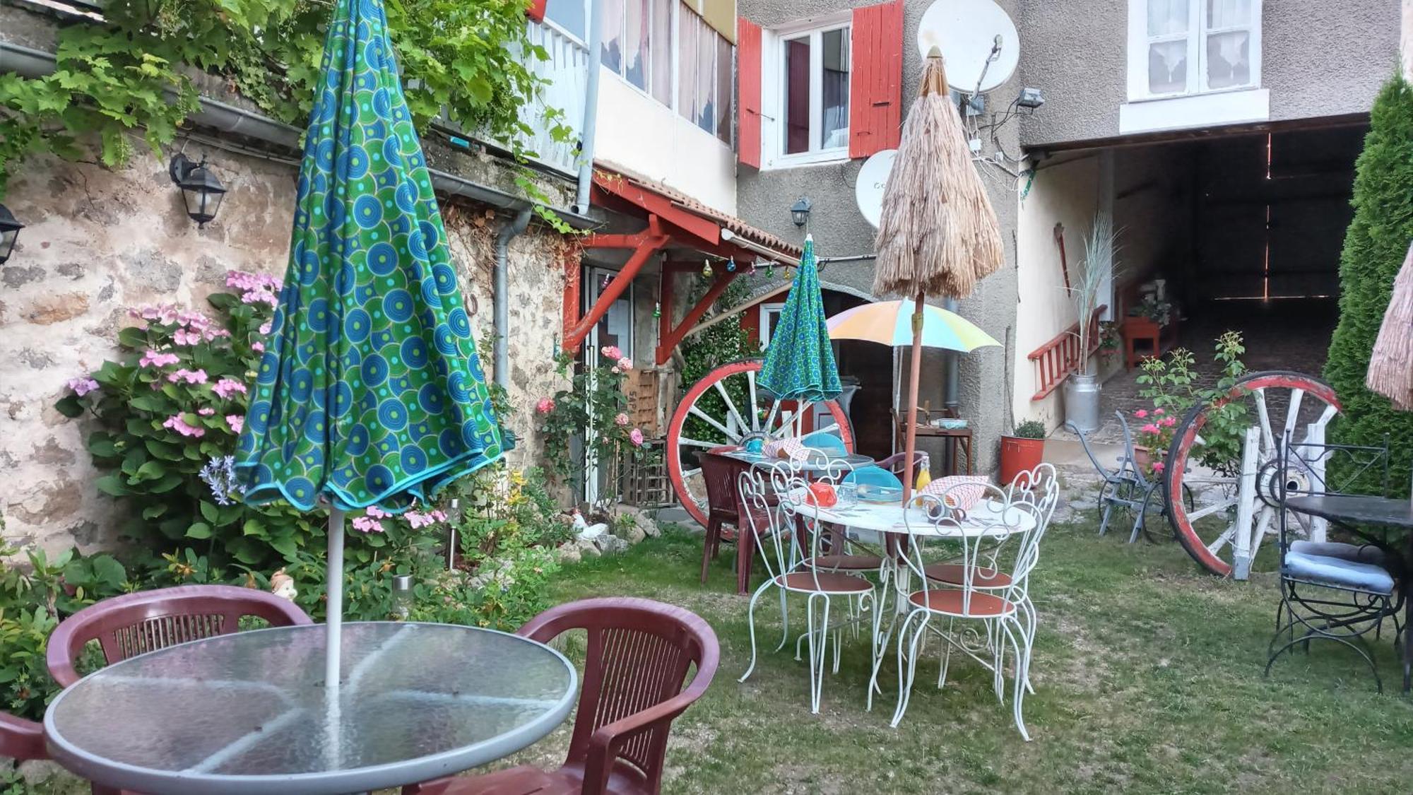 Le Relais De Rochepaule Bed and Breakfast Buitenkant foto