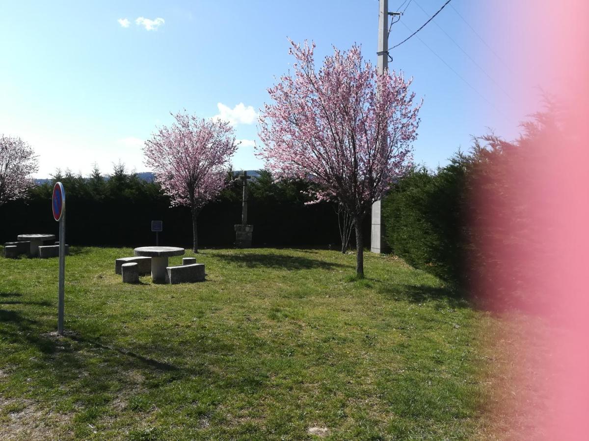 Le Relais De Rochepaule Bed and Breakfast Buitenkant foto